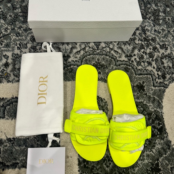 Dior Worn 3 times Yellow Camouflage Fluo slides - Picture 5 of 7